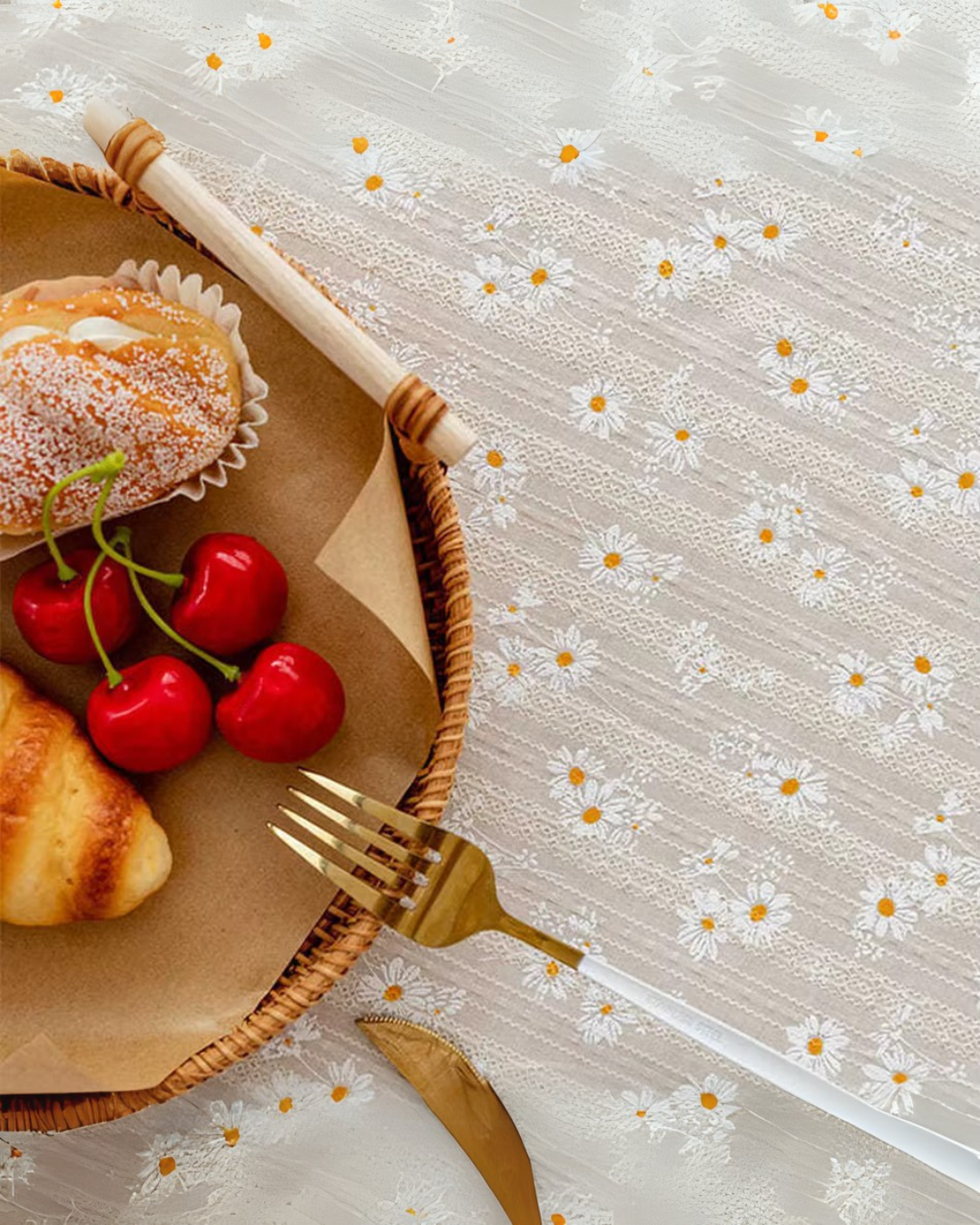 Daisy Cotton Tablecloth | Rectangle Table Cover for Kitchen, Dining & Weddings |HomeHato