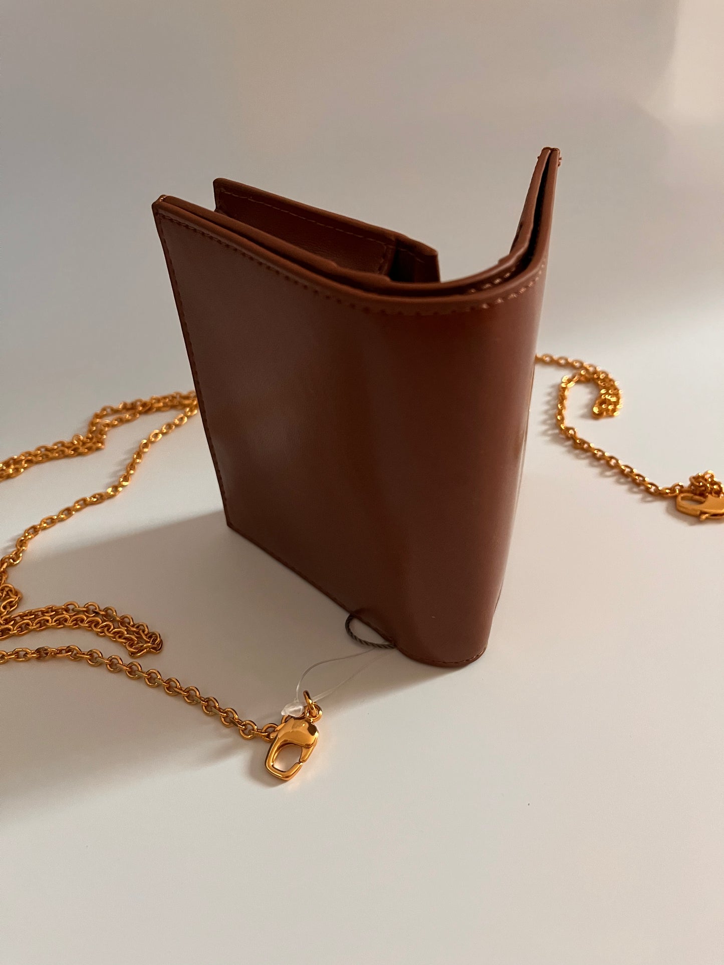 Spot wallet small CK gift Valentine's Day gift birthday gift girlfriend gift CHARLES & KEITH (brown can be back)