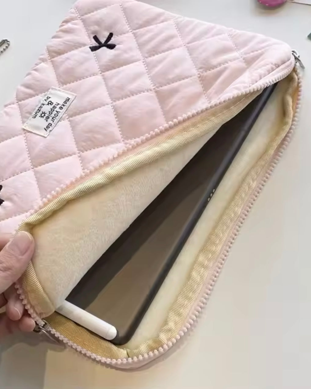 Elegant Bow Embroidery Laptop Sleeve for MacBook, iPad, HP, ASUS | 11-15.6 Inch Pink Tablet CaseElegant Bow Embroidery Laptop Sleeve for MacBook, iPad, HP, ASUS | 11 13.3 14 15.6 InchPink Tablet Case |HomeHato