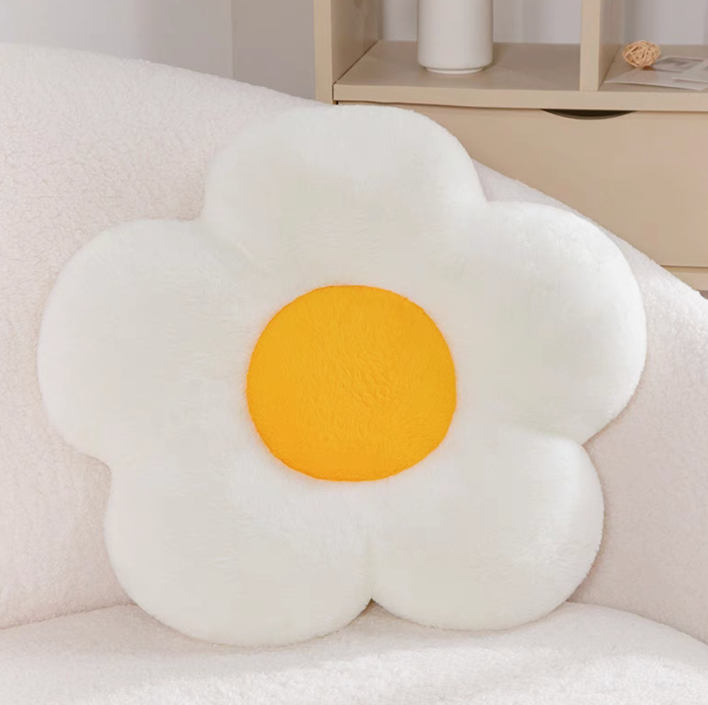 Fluffy Sunflower Cushion |HomeHato