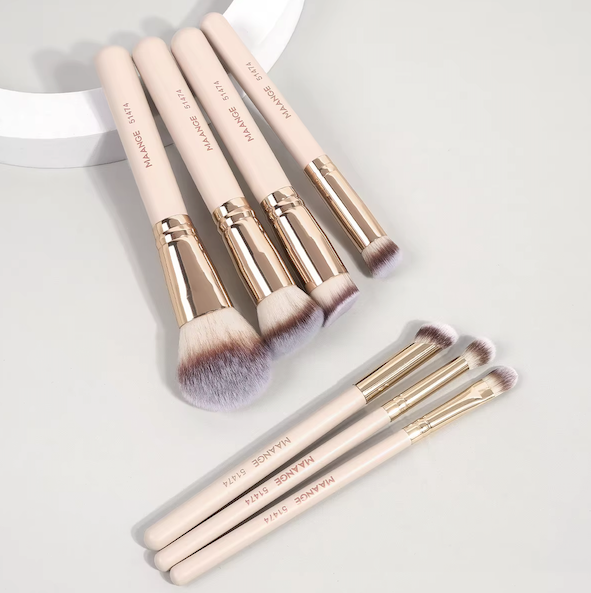 MAANGE 7-Piece Makeup Brush Set | Soft Blending Tools for Foundation & Blush |HomeHato