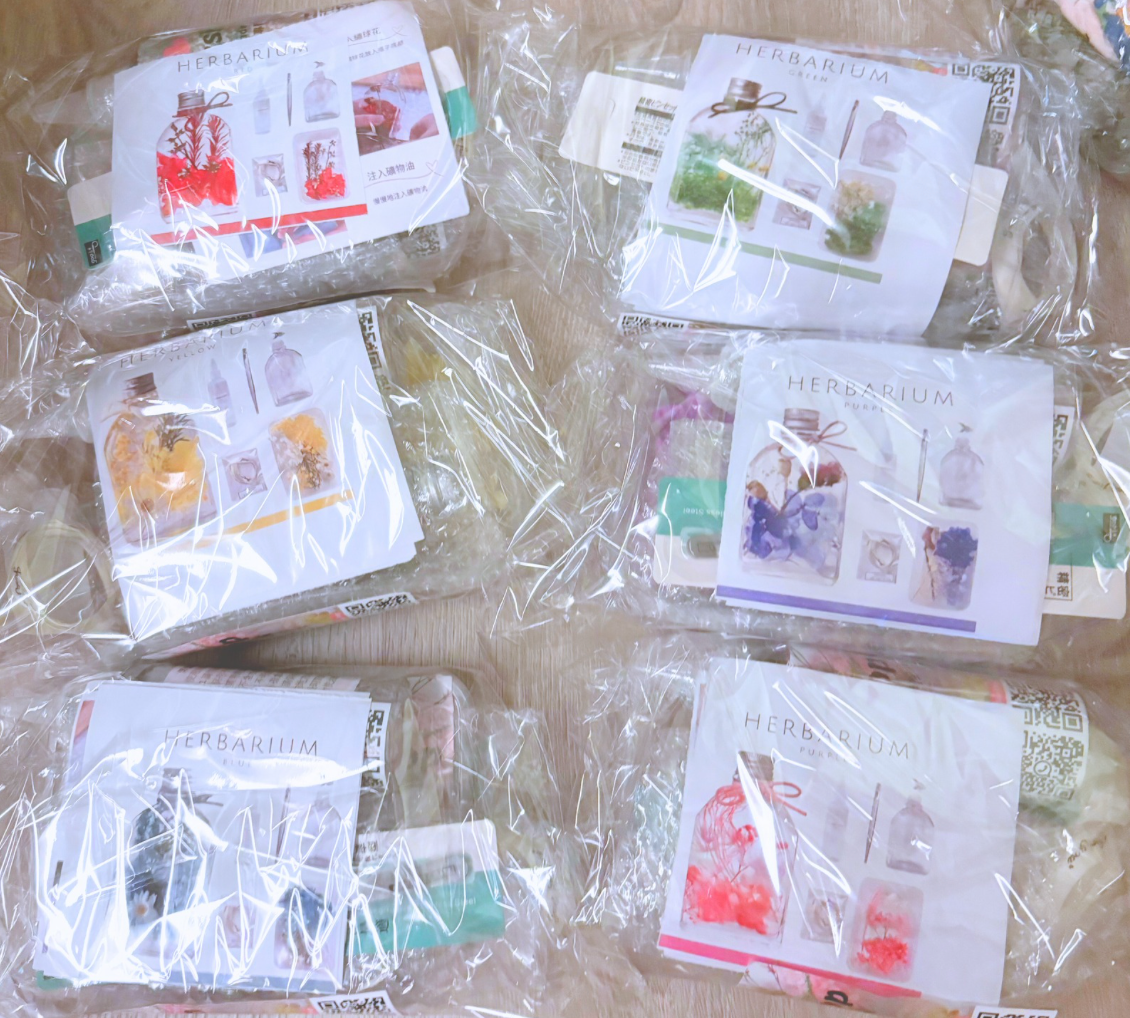 Floating Vase Fragrance DIY Material Kit | Red