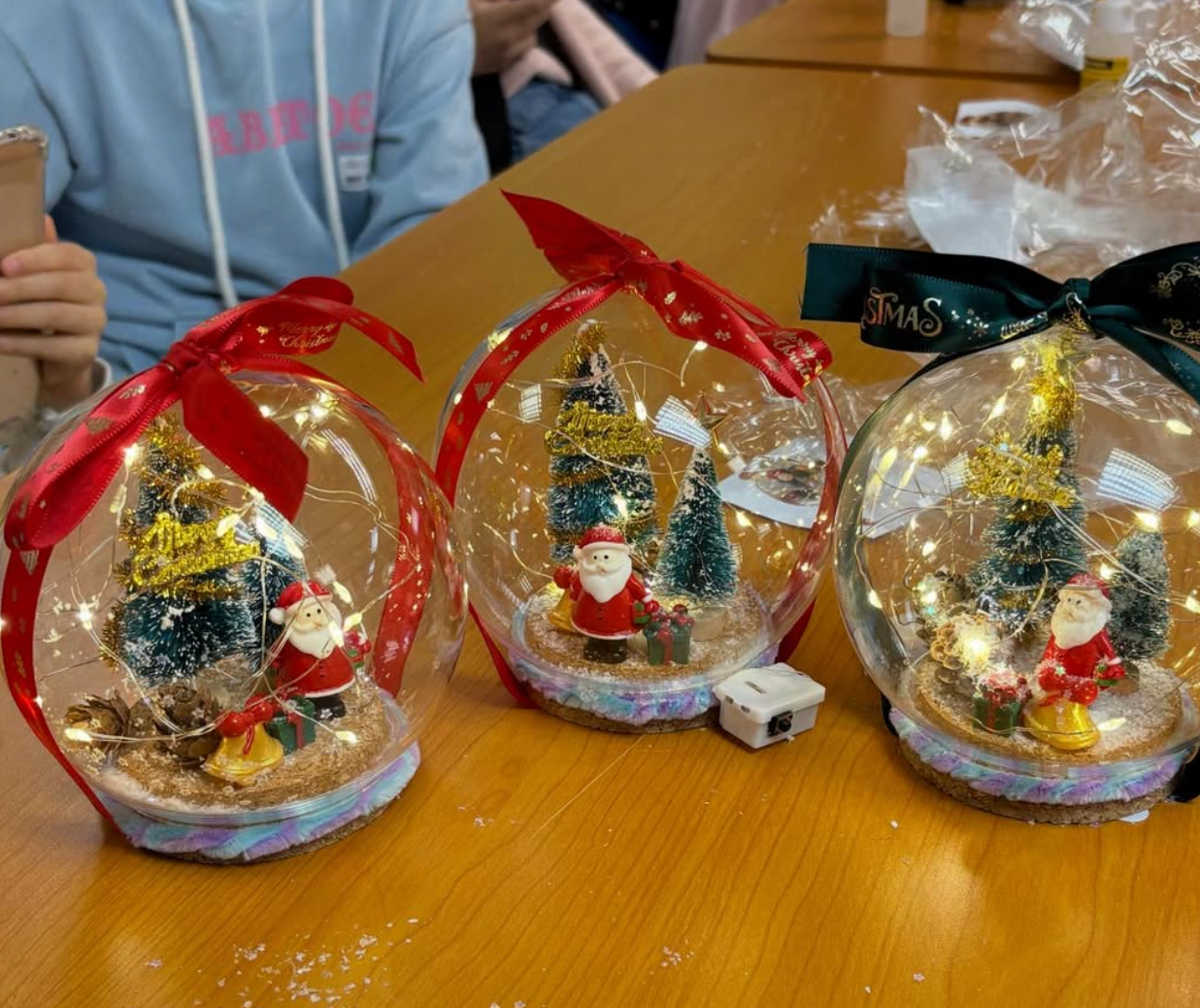 過往工作坊|聖誕玻璃球小夜燈 工作坊