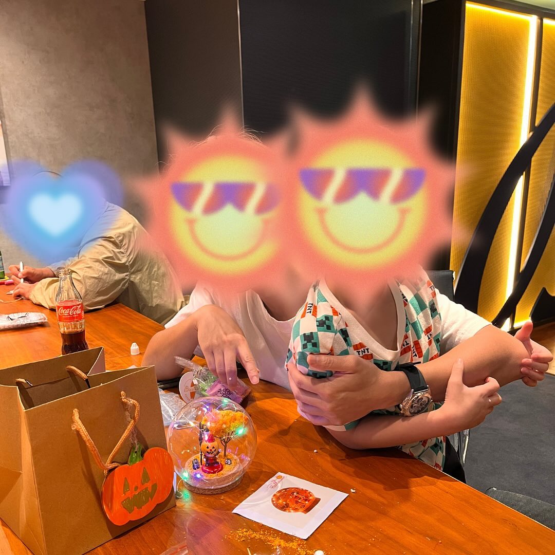 Breitling 百年靈|萬聖節夜燈玻璃球工作坊