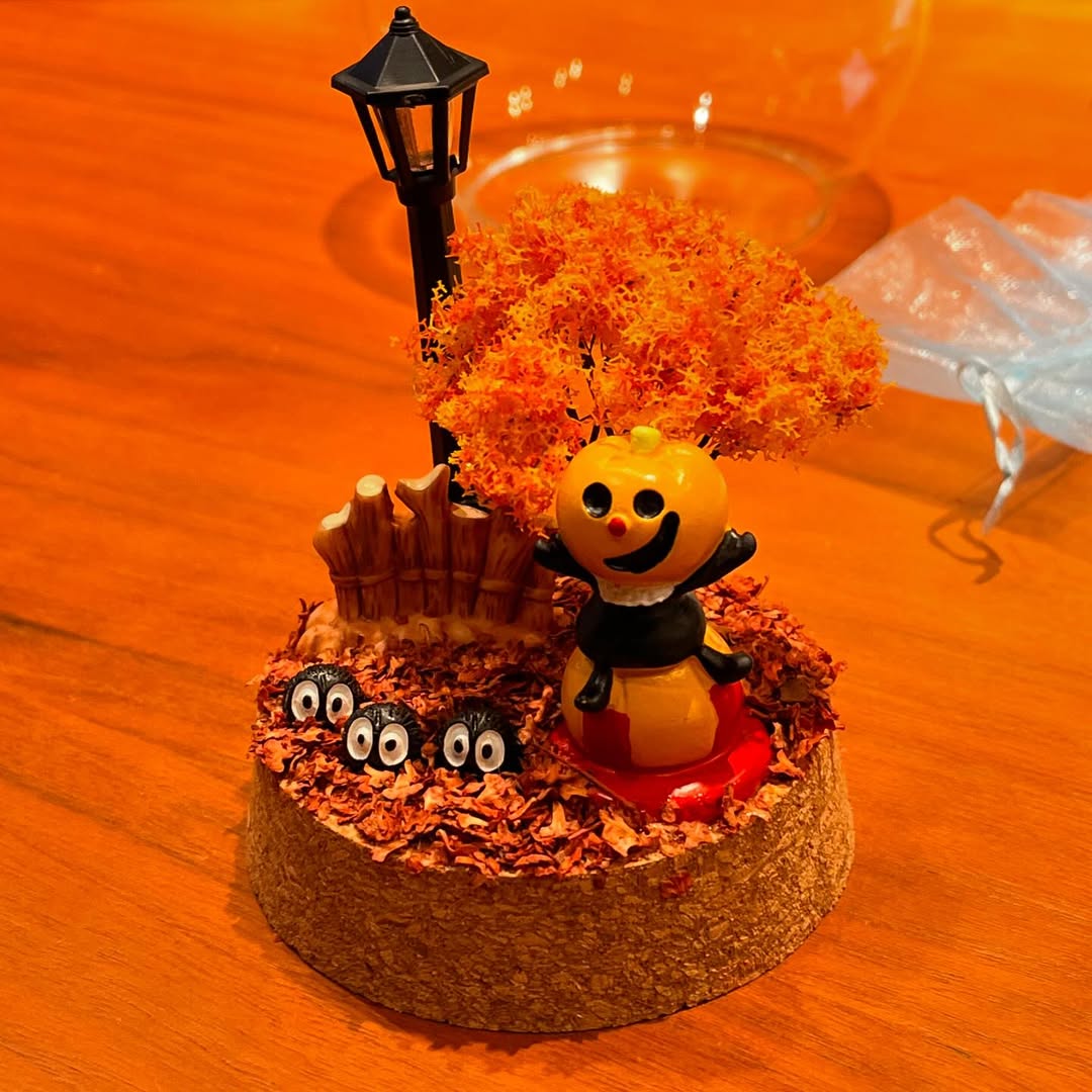 Breitling 百年靈|萬聖節夜燈玻璃球工作坊