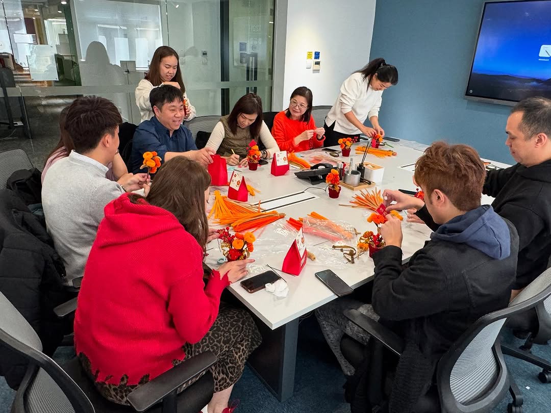 文化科技集團|新年創意手作 扭扭棒大桔+梅花 工作坊