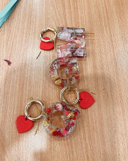 香港路德會過渡性房屋|永生花滴膠鎖匙扣工作坊