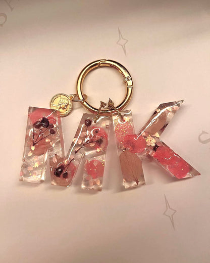 聖伯多祿中學|永生花滴膠字母鎖匙扣工作坊