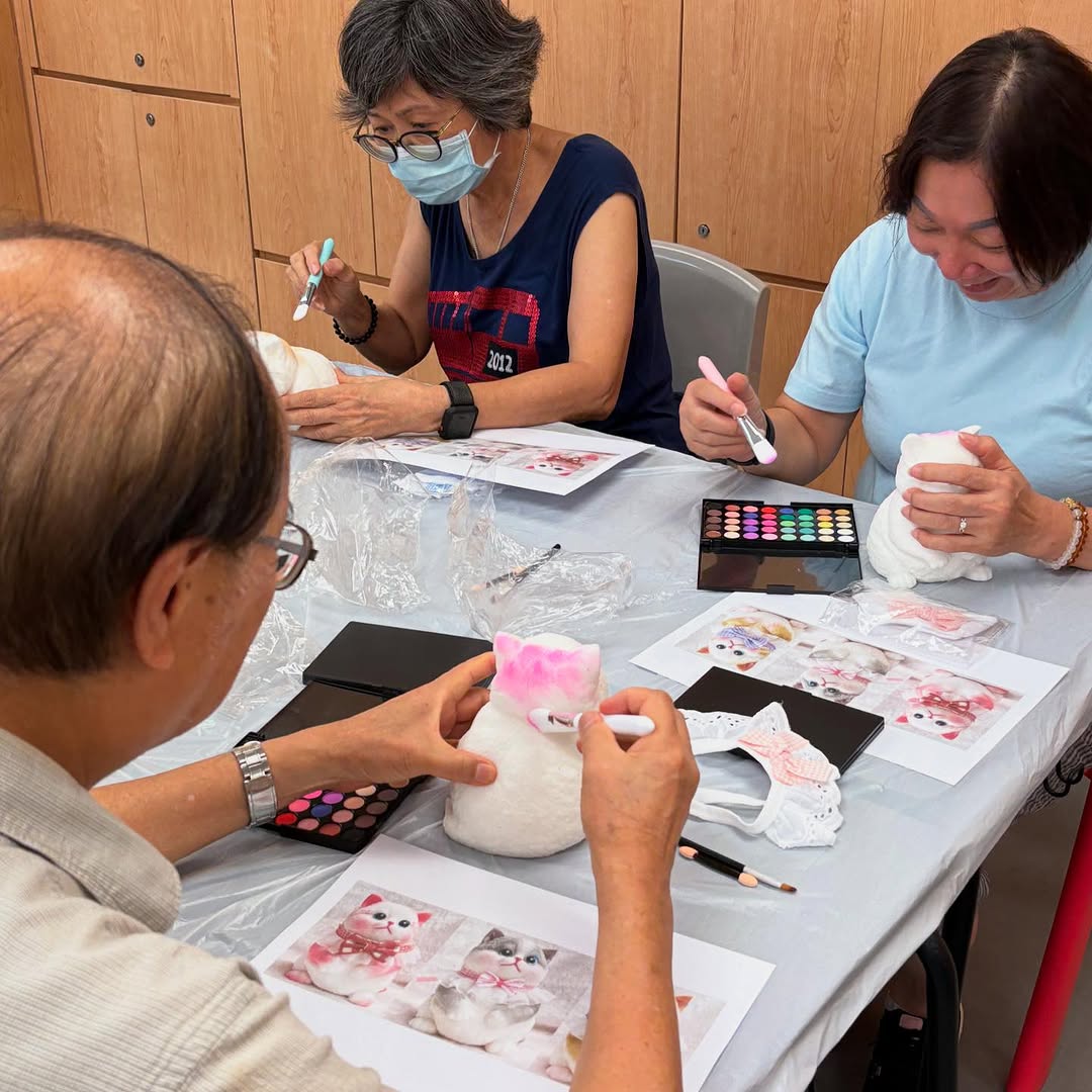 鄰舍輔導會天瑞鄰里康齡中心|貓貓捏捏膠工作坊