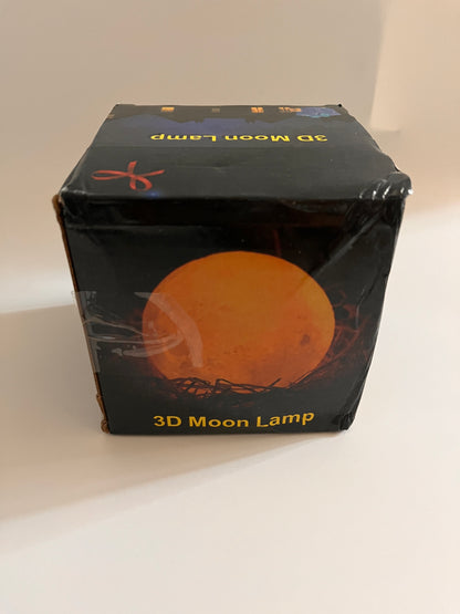 Spot hand-painted moon lamp