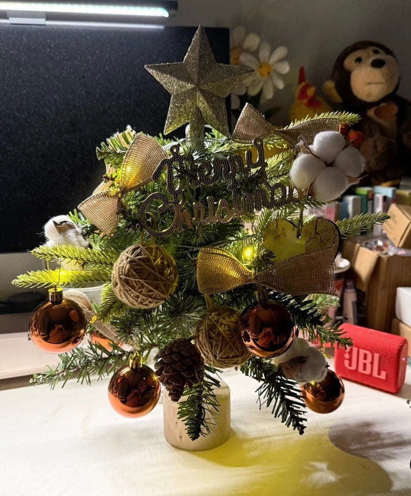 DIY Christmas tree | Decorate the Christmas tree | Brown