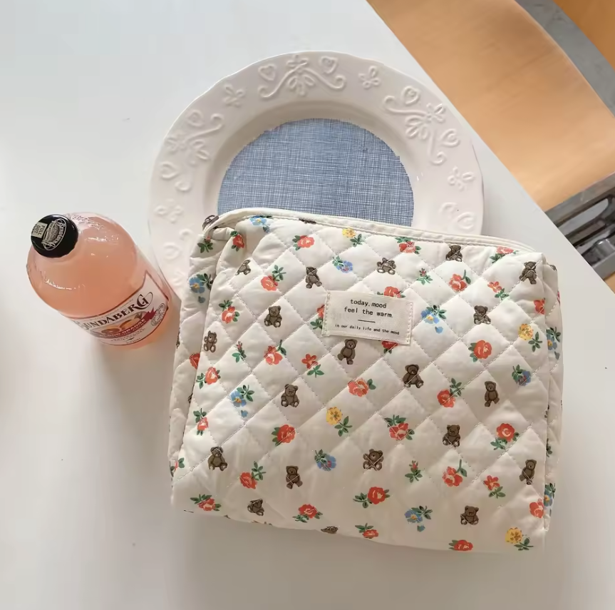 Large Capacity Cosmetic Bag | Women's Travel Clutch  |HomeHato