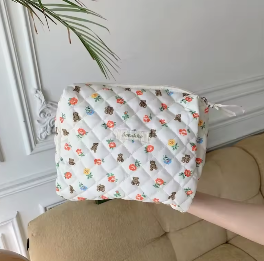 Large Capacity Cosmetic Bag | Women's Travel Clutch  |HomeHato